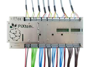 PiXtend V2 -L- ePLC Pro - angeschlossen